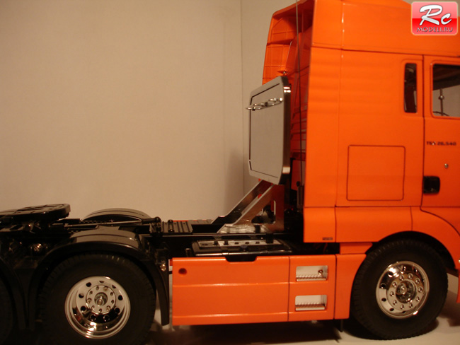 Радиоуправляемый грузовик Tamiya MAN TGX 26.540 6x4 XLX