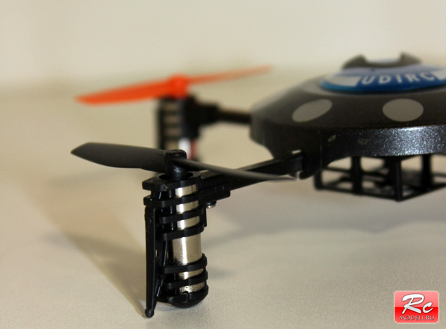 Пилотируемый квадрокоптер Udi RC UFO U816