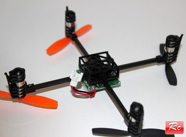 Квадрокоптер Udi RC UFO U816