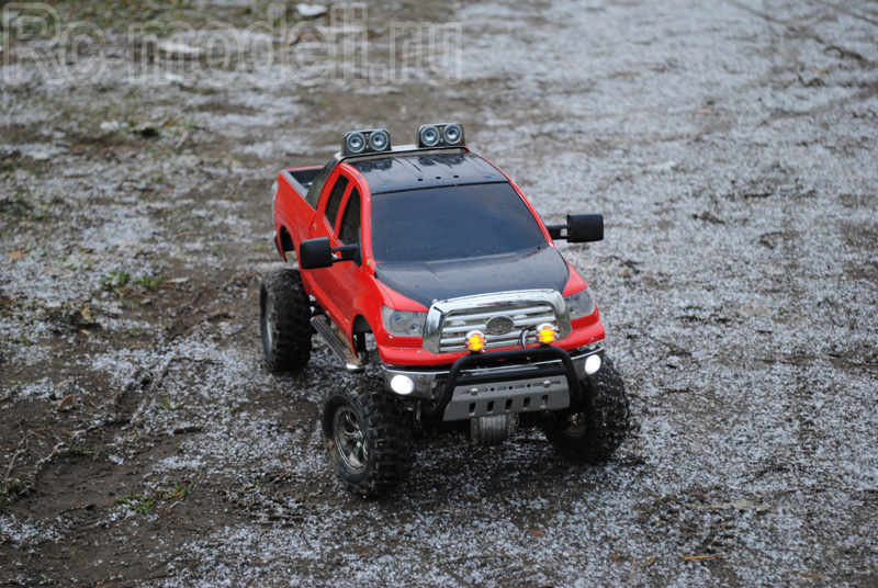 Радиоуправляемая модель Tamiya Toyota Tundra со световым блоком MFC-02
