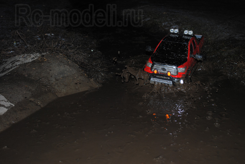 Tamiya Toyota Tundra испытание в воде